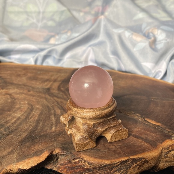 Grade A Gemmy Star Rose Quartz Mini Sphere With Rainbows - Picture 8 of 9